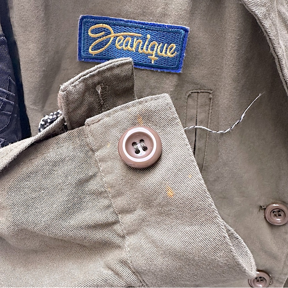 Rock N’ Karma Cool Edgy Streetwear Olive Army Jacket with Patchwork - Picture 10 of 11